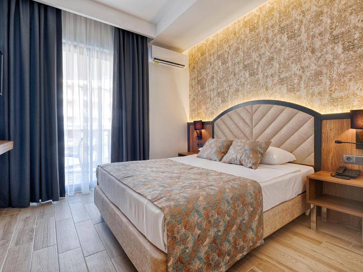 Grand Uysal Beach & Spa Hotel Alanya Bagian luar foto
