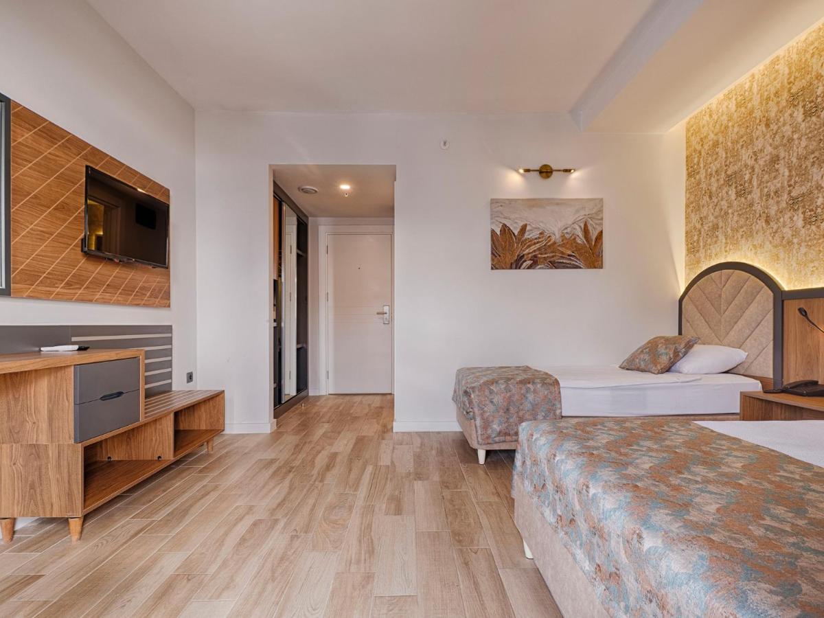 Grand Uysal Beach & Spa Hotel Alanya Bagian luar foto
