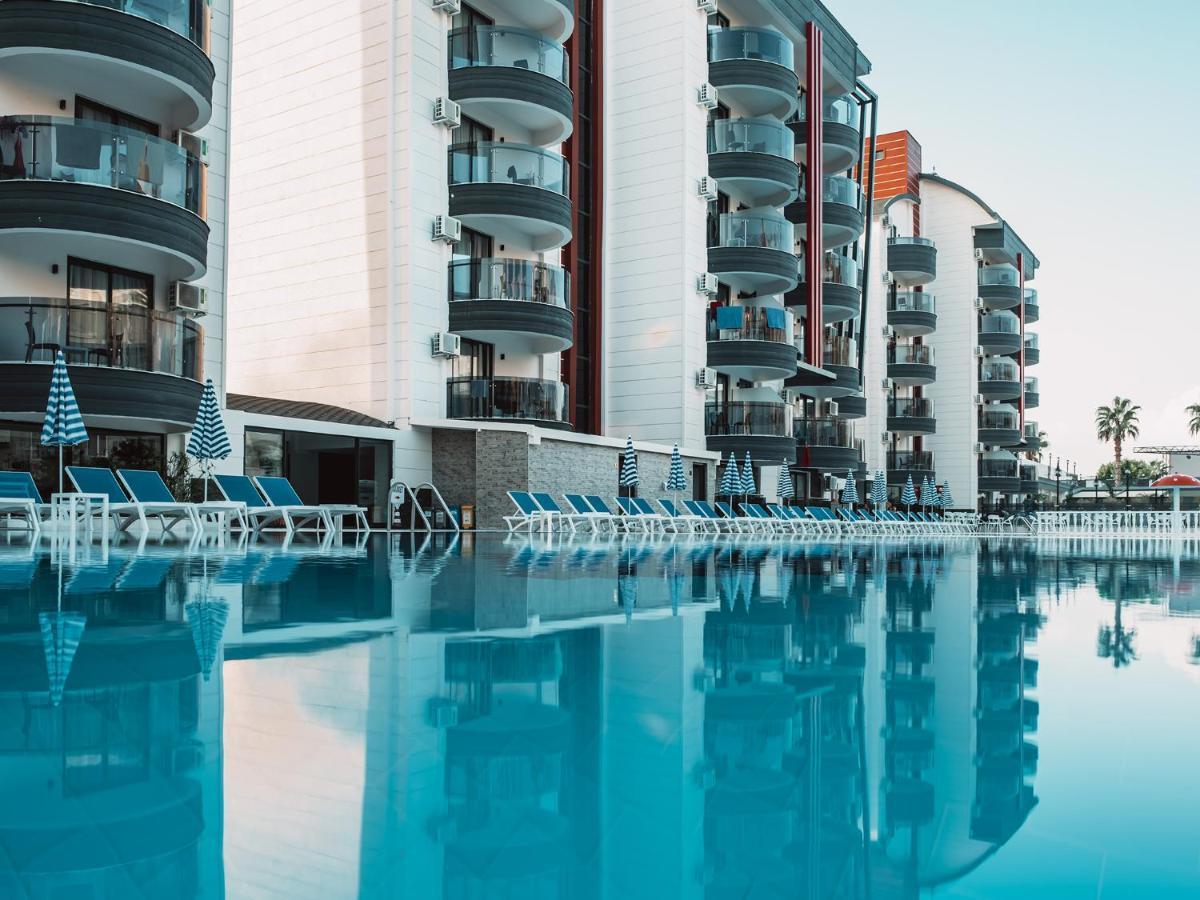 Grand Uysal Beach & Spa Hotel Alanya Bagian luar foto