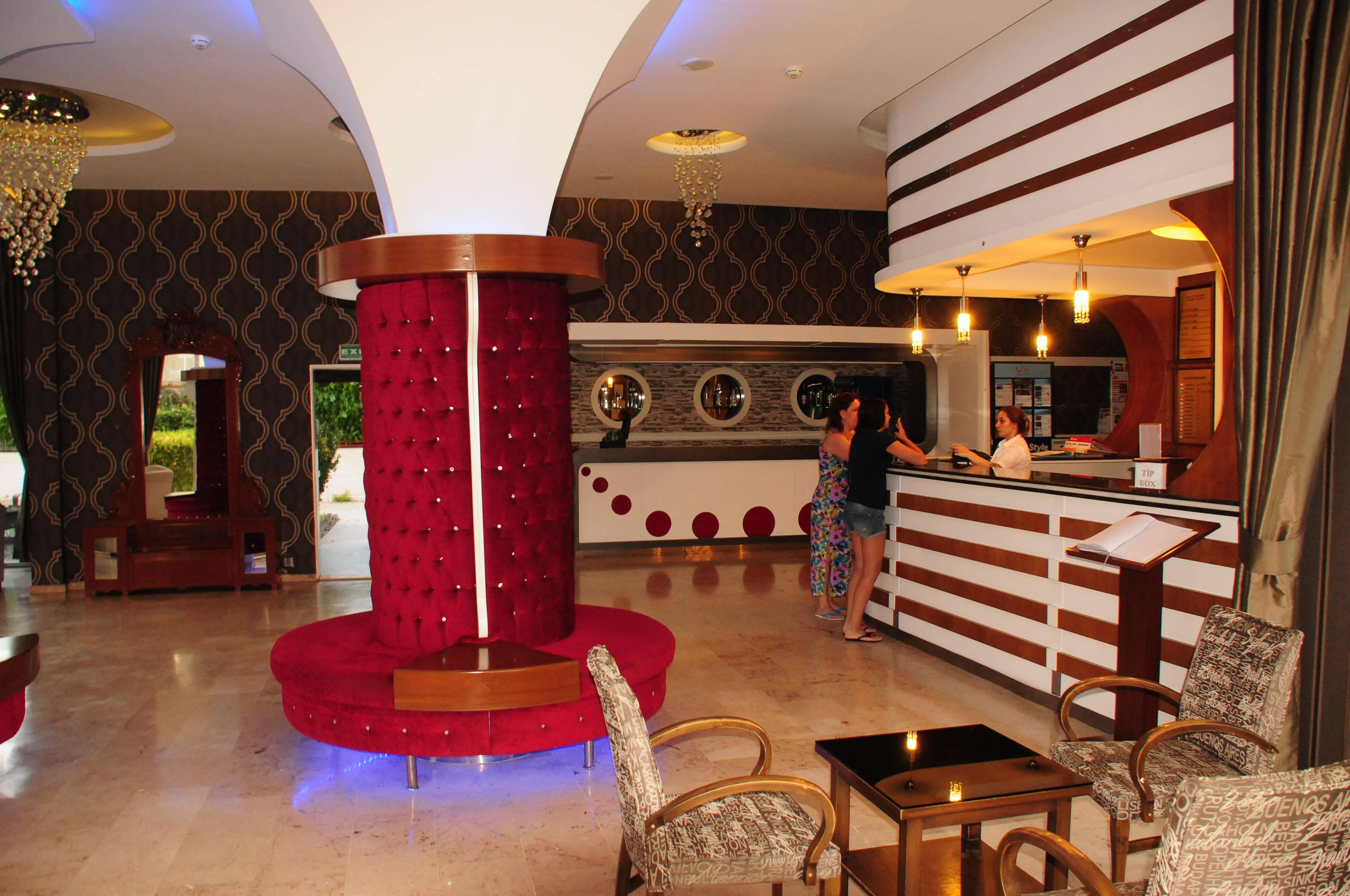 Grand Uysal Beach & Spa Hotel Alanya Bagian luar foto